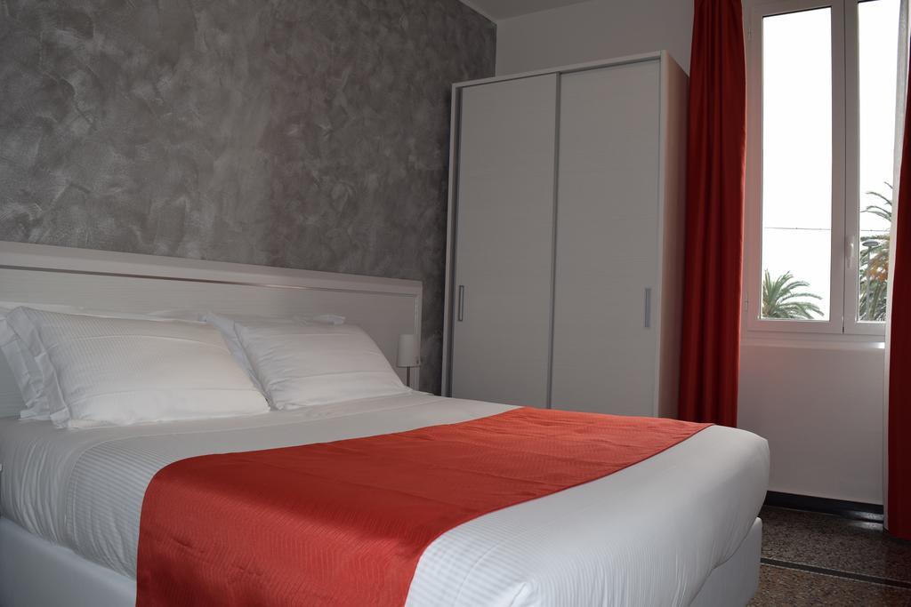 Hotel Lido Варацце Экстерьер фото